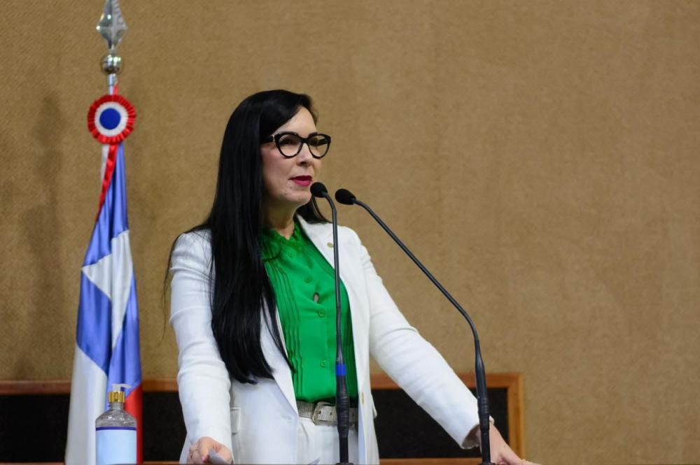 Ludmilla Fiscina reivindica Serviço de Verificação de Óbito (SVO) para Alagoinhas