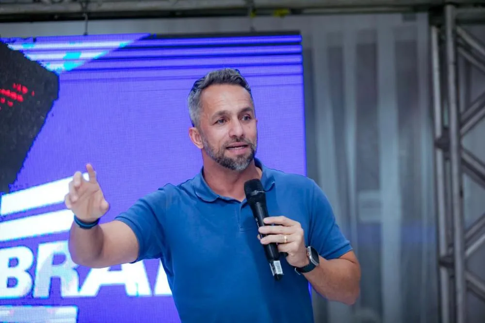Projeto Hub Camaçari é apresentado à imprensa e empreendedores por Flavio Matos e promete readequar o ambiente de negócios da cidade
