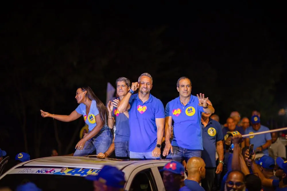 ACM Neto e Bruno Reis participam de mega comício de Flávio nesta quinta (24), em Camaçari